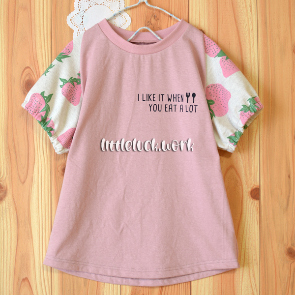 さんかく袖トップス