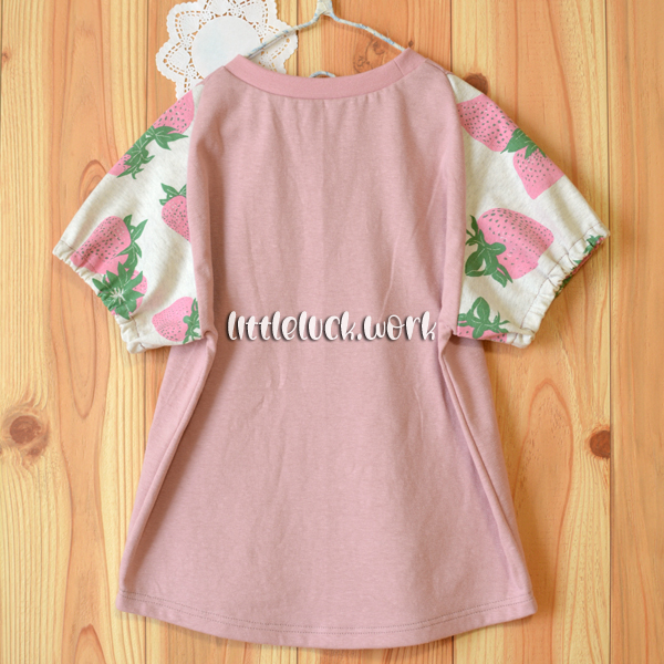 さんかく袖トップス