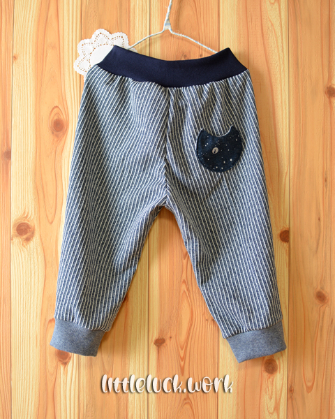 ニットパンツ