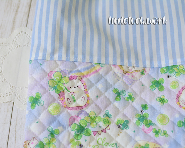 靴入れ生地アップ