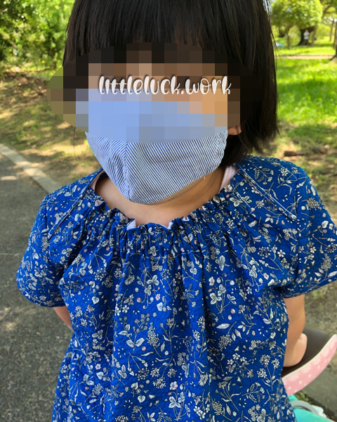 クロスショルダーブラウス