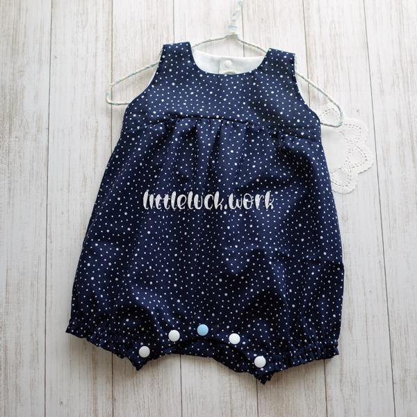 ベビーロンパース