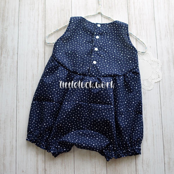 ベビーロンパース