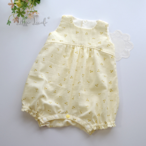 ベビーロンパース