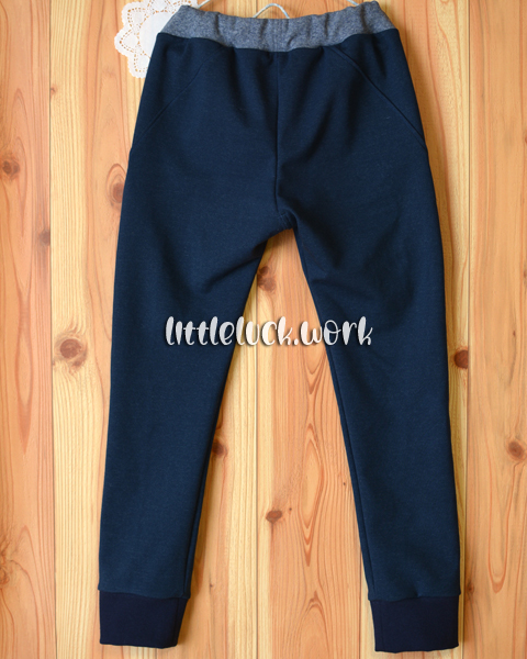 スラッシュパンツ