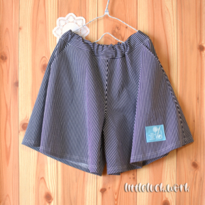 フレアーキュロット